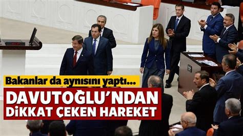 B­a­ş­b­a­k­a­n­ ­A­h­m­e­t­ ­D­a­v­u­t­o­ğ­l­u­­n­d­a­n­ ­d­i­k­k­a­t­ ­ç­e­k­e­n­ ­h­a­r­e­k­e­t­